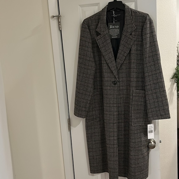 Bernardo houndstooth wool blend notch collar coat - Picture 4 of 5